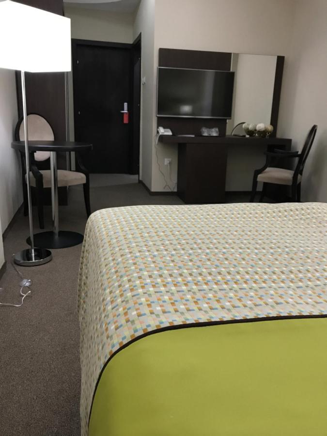 Hotel Alex 加拉茨 外观 照片