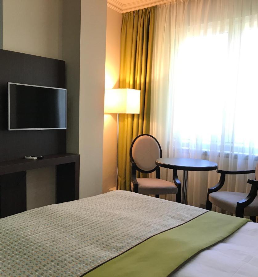 Hotel Alex 加拉茨 外观 照片