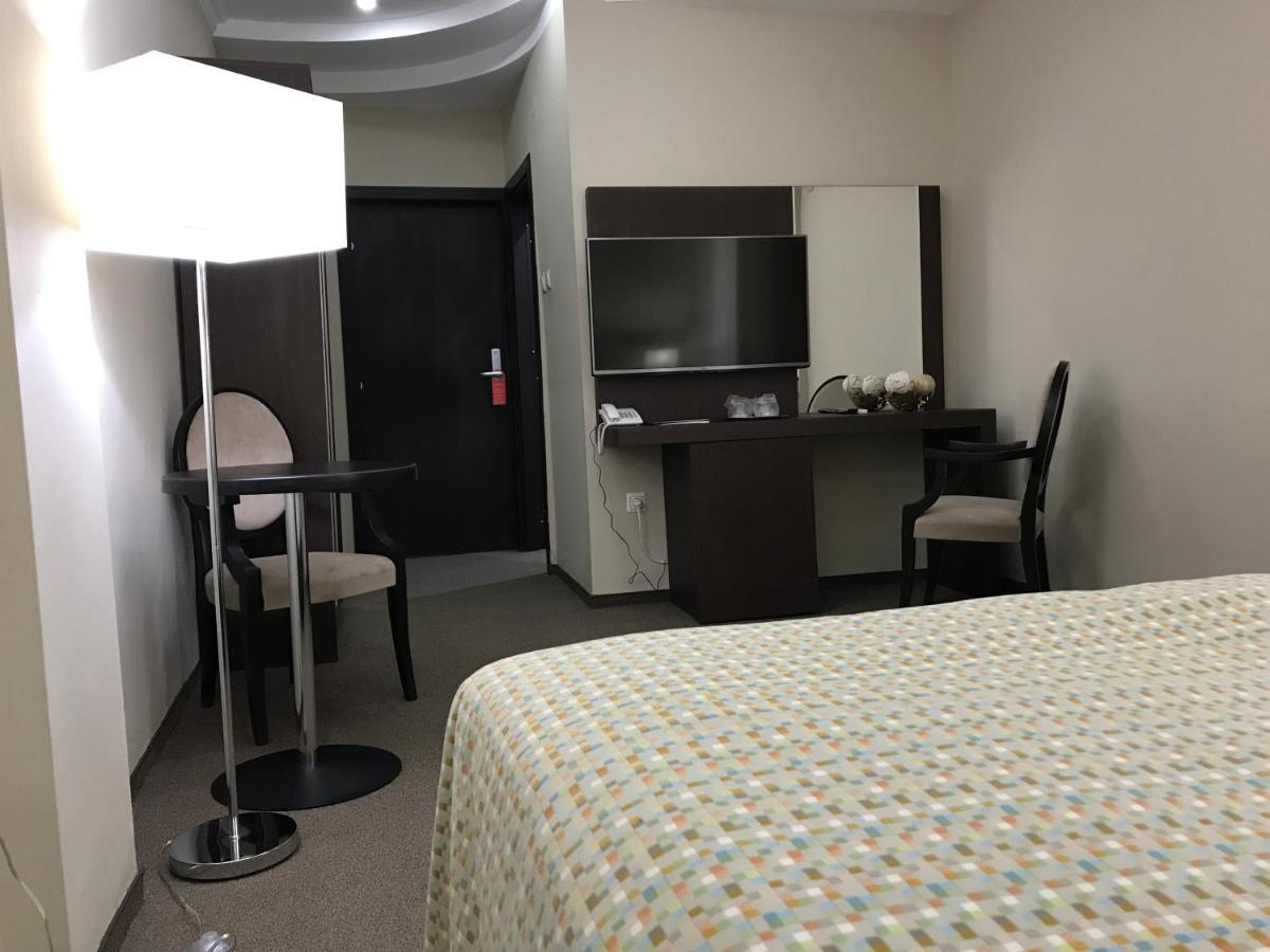 Hotel Alex 加拉茨 外观 照片